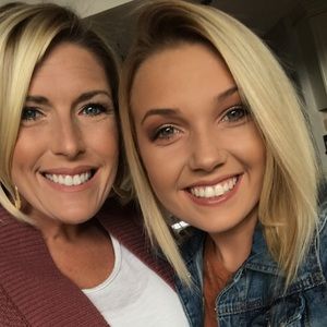 Meet your Posher, Desiree